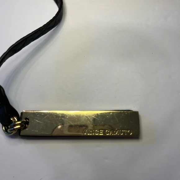 Vince Camuto Black Pebbled Leather Shoulder Bag with Gold Chain Detail - Picture 3 of 12